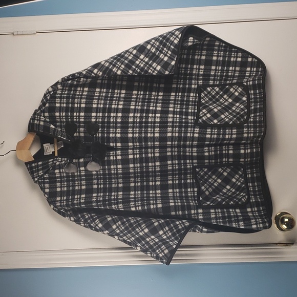 Pre-Owned Marina Luna Black/white Plaid Fleece Hooded Poncho - Size S/M - Picture 1 of 7